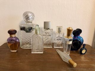 Set di 7 bottiglie di profumo Rochas