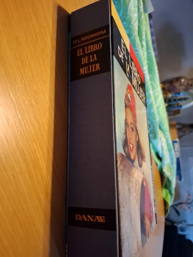 El Libro de la Mujer