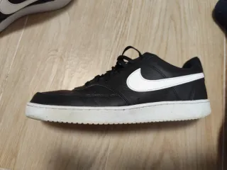 Zapatillas Nike Negras y Blancas