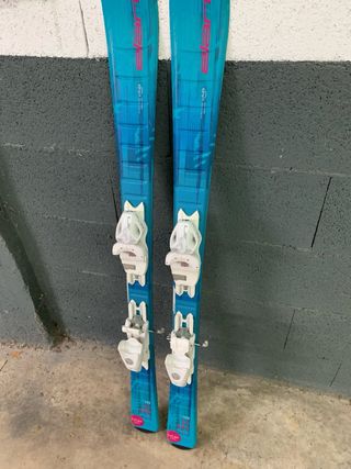 Esquís infantiles 120 cm con fijaciones