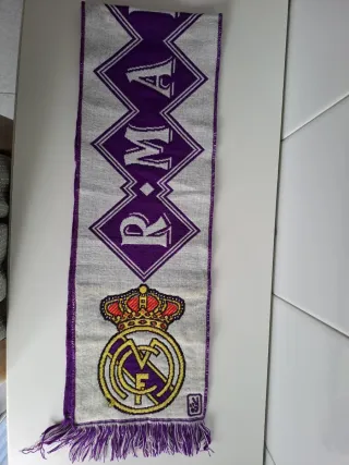 Bufanda Real Madrid Morada