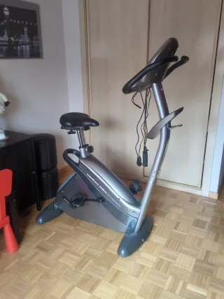 Bicicleta Estática BH Fitness Carbon Bike