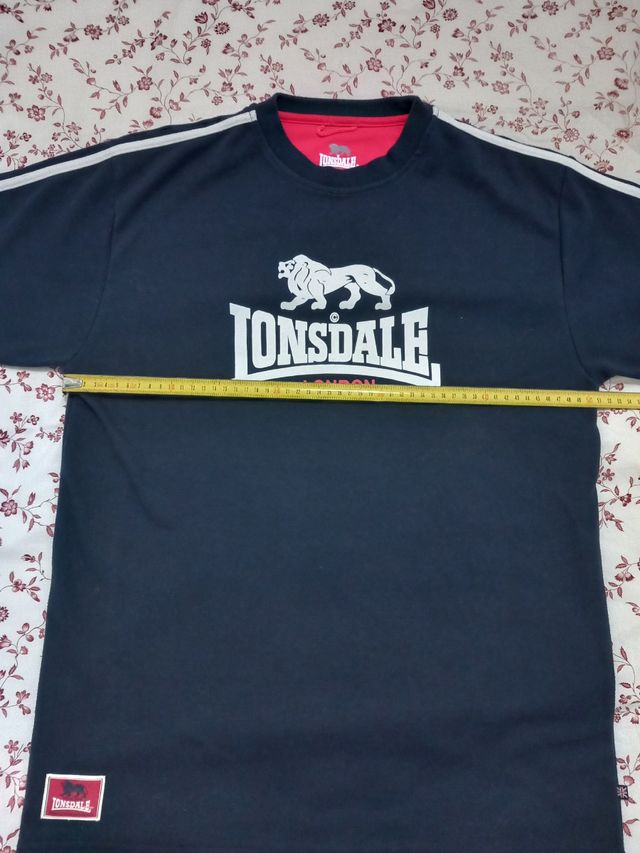 Camiseta lonsdale en perfecto estado