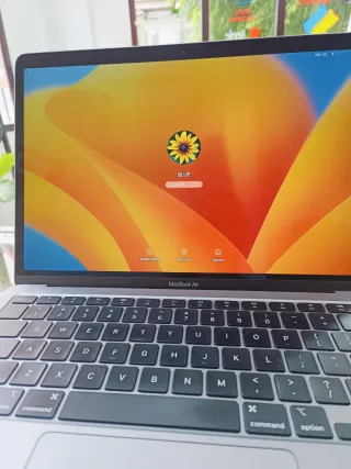 MacBook Air 512GB 2020 Intel i5 8GB RAM