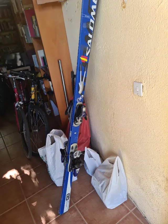 Esquís Salomon Semicarving