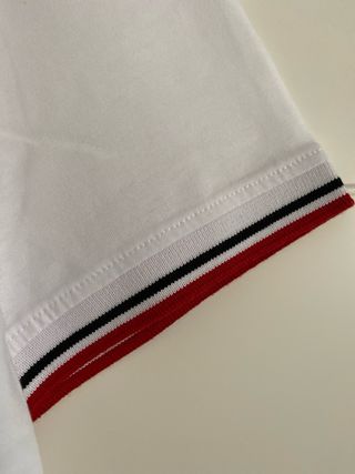 Camiseta Guess sin estrenar.