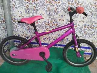 Bicicleta niña morada