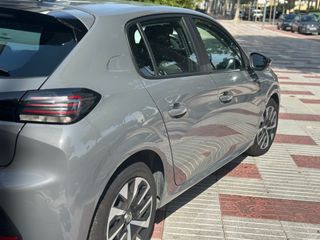 Peugeot 208 2024
