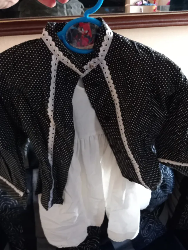 2 blusones y conjunto chiquis