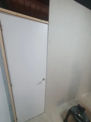 ¿Necesitas crear una habitación extra en tu piso