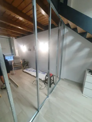 ¿Necesitas crear una habitación extra en tu piso