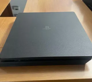 PS4 (PlayStation 4) Negra