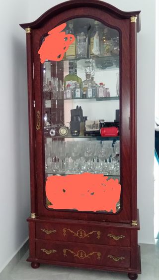 Vitrina de salón madera y cristal
