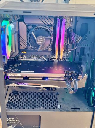 RX 6700 XT 12GB AORUS