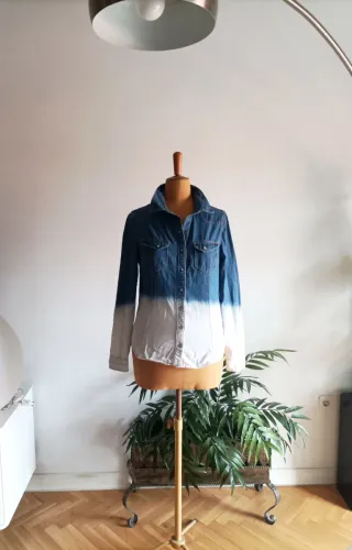 Camisa H&M degradado azul y blanco