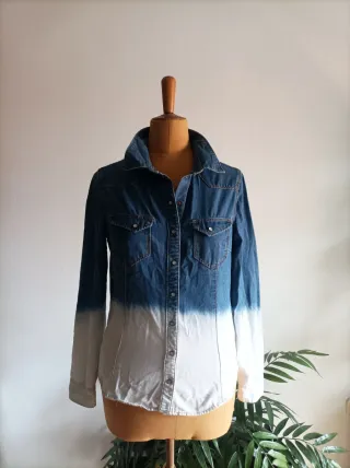 Camisa H&M degradado azul y blanco