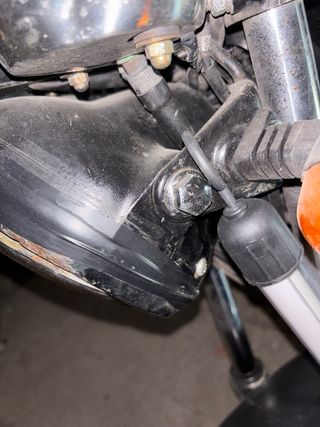 Soporte Baúl Honda CB 250 + Tornillo Faro