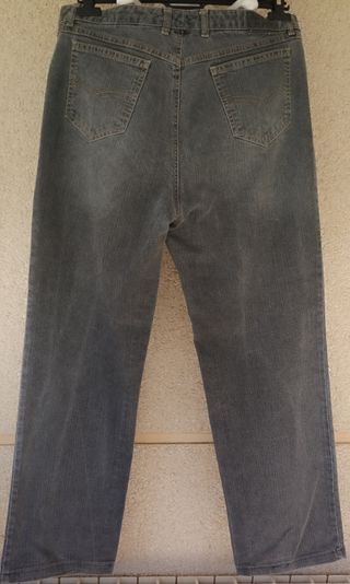 Pantalón tejano gris mujer