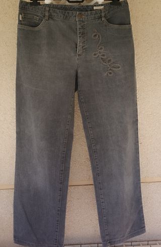 Pantalón tejano gris mujer