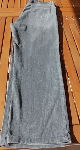 Pantalón tejano gris mujer