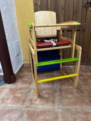 Trona evolutiva madera