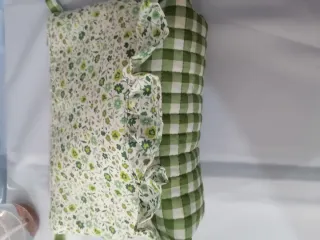 Neceser floral con volantes