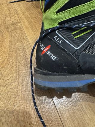 Botas de montaña técnicas como nuevas