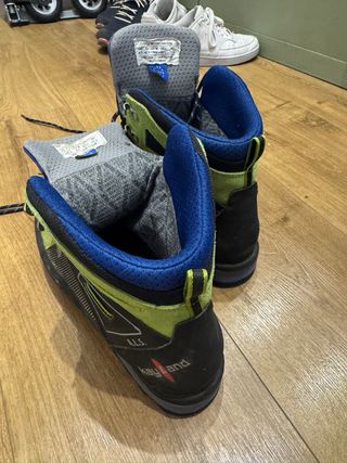 Botas de montaña técnicas como nuevas