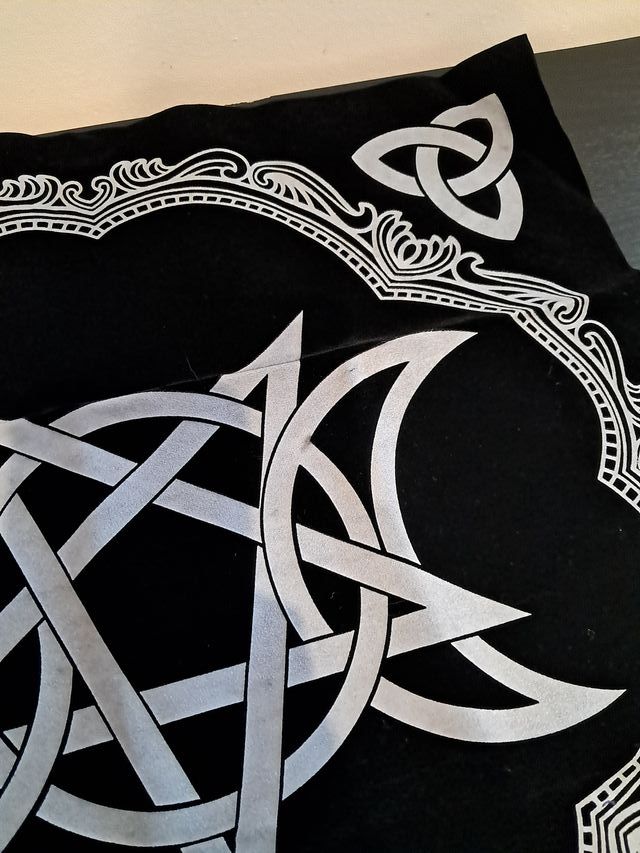 Tapete negro esotérico TAROT