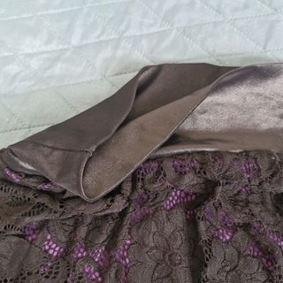 Falda Gótica Rockera Negra y Morada