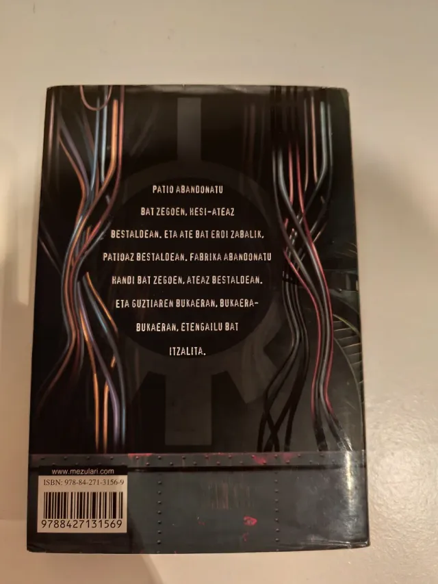 LURPEKO GAZTELUA CODE LYOKO