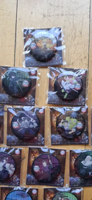 Pins Guardianes de la Noche