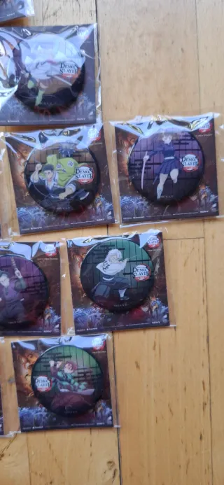 Pins Guardianes de la Noche