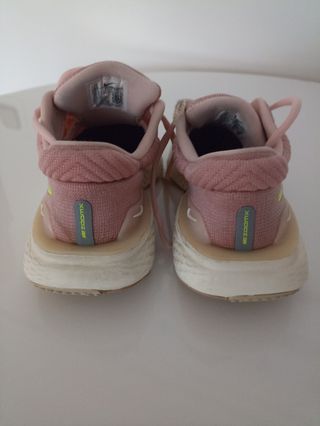 Zapatillas Nike Invincible 2 Mujer Rosa
