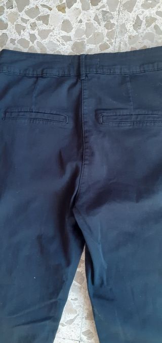 Pantalón negro chica T 40. Pantaló noia T 40