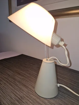 Lampada da tavolo design moderno