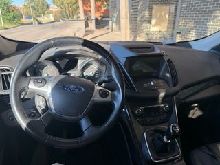 Ford Kuga 2016