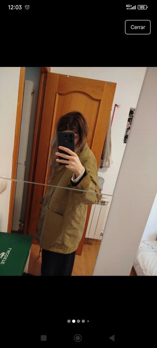 Chaqueta Zara verde militar mujer