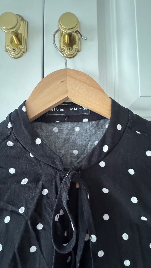 Blusa lunares Lefties talla M