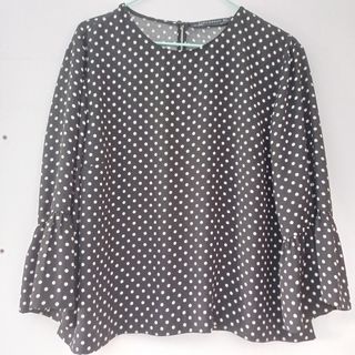 Blusa Zara Woman lunares manga acampanada Talla L