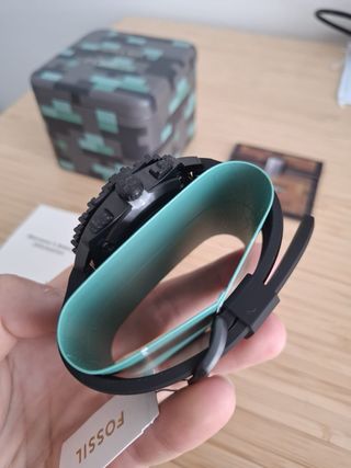 Reloj Fossil Minecraft Grassblock Edición Limitada