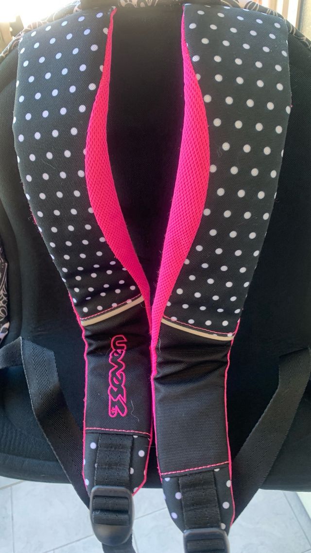 Zaino Seven nero e fucsia 7.1