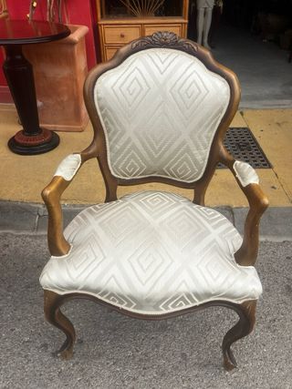 Butaca estilo francés madera y tela