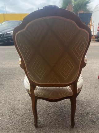 Butaca estilo francés madera y tela