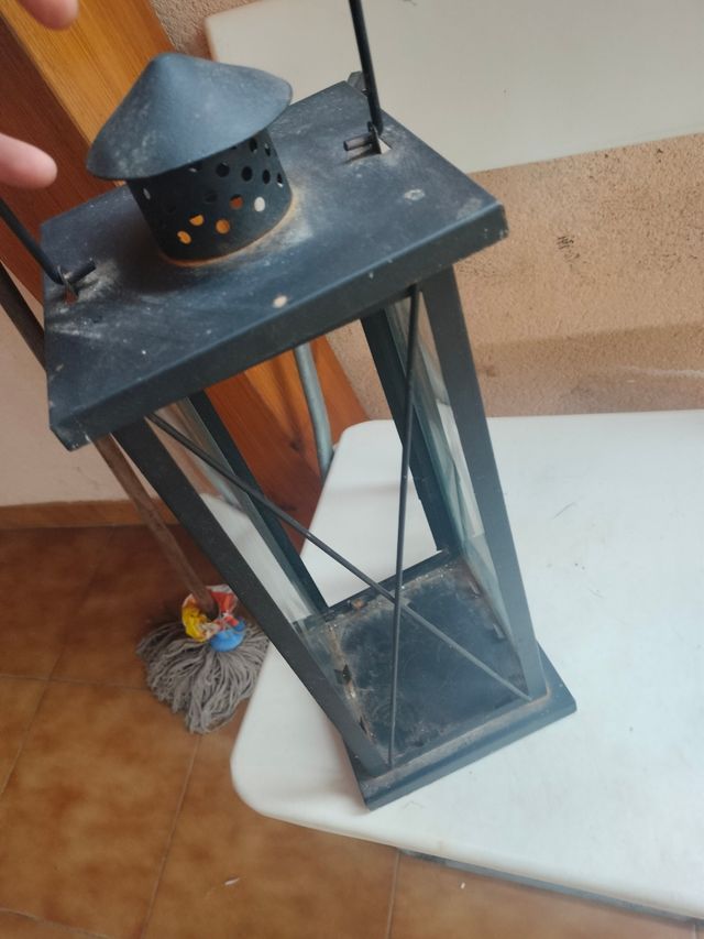 Candelabro negro metal y cristal