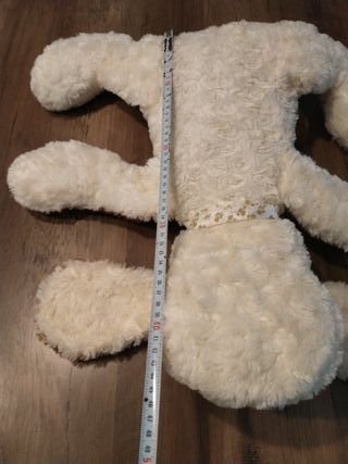 Peluche perro blanco y marrón