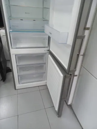 ♡NEVERA NUEVA CON TARA UNA AÑOS DE GARANTÍA♡