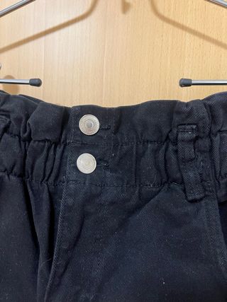 Shorts negros Bershka
