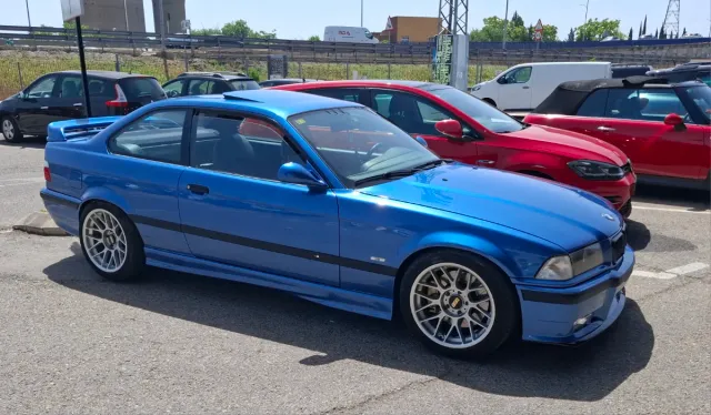 Llantas BBS RC 302 con neumáticos.