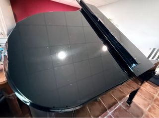 Piano Kawai RX3 